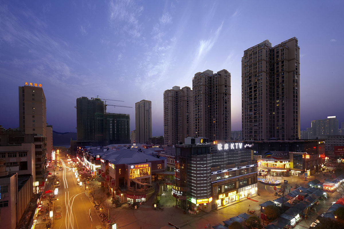 宜昌市中心商业步行街